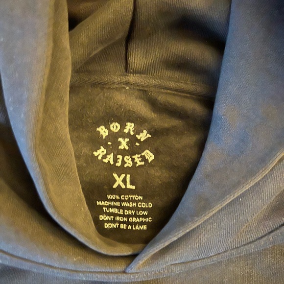 SUPER RARE Taco Bell x Born Raised Black Sweatshirt Hoodie Pockets XL Live Mas - Picture 10 of 10